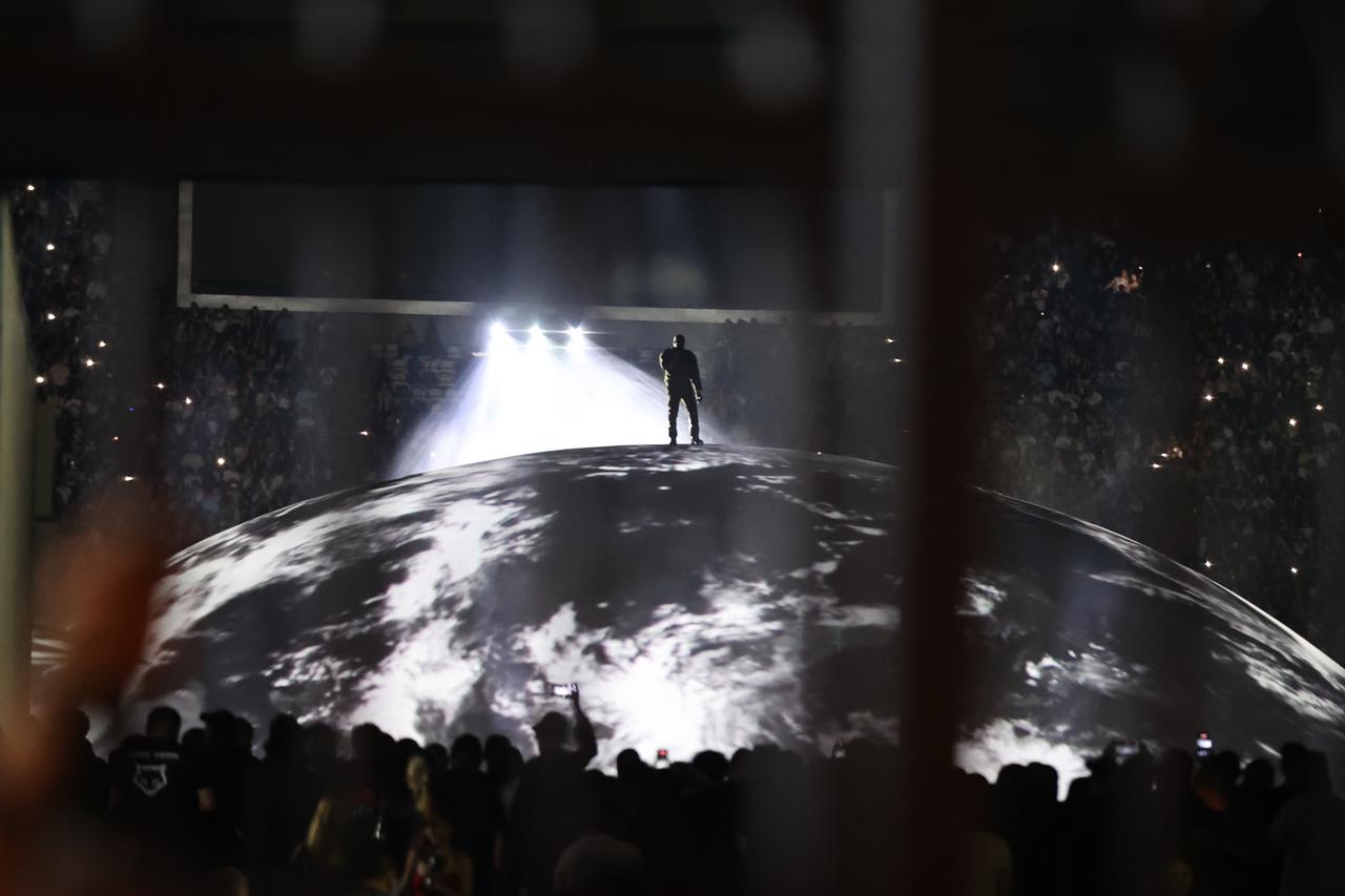 Kanye West concert pulls in 70,000 in Georgia after record Türkiye show