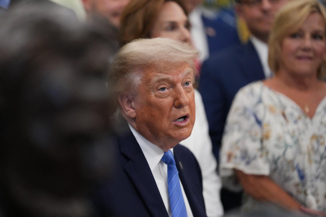 Trump declares Iran deal for June 14 after Tehran says signing not imminent
