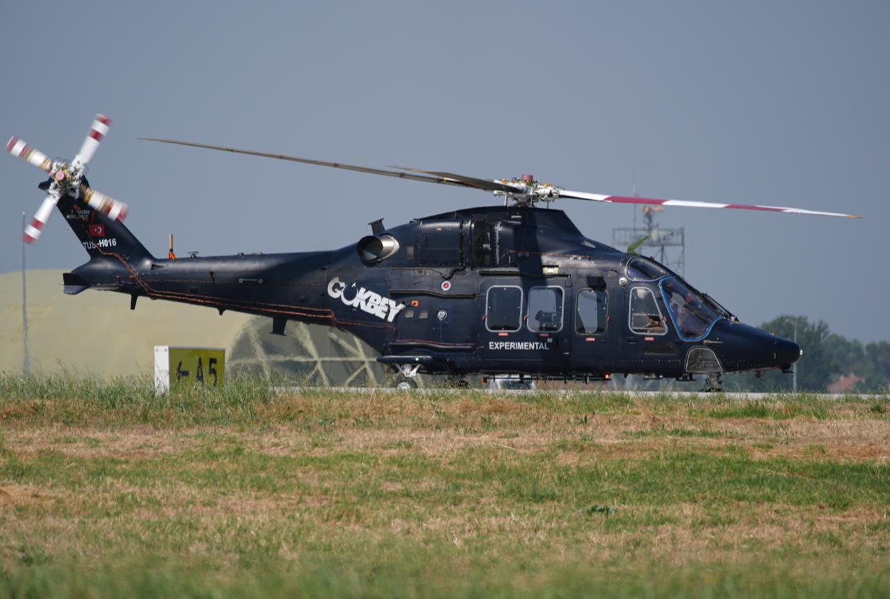 T625 Gokbey of the Turkish Air Force performs a runway parade at the 2nd Main Jet Base Command in the Cigli district of Izmir, Türkiye, June 6, 2026. (AA Photo)