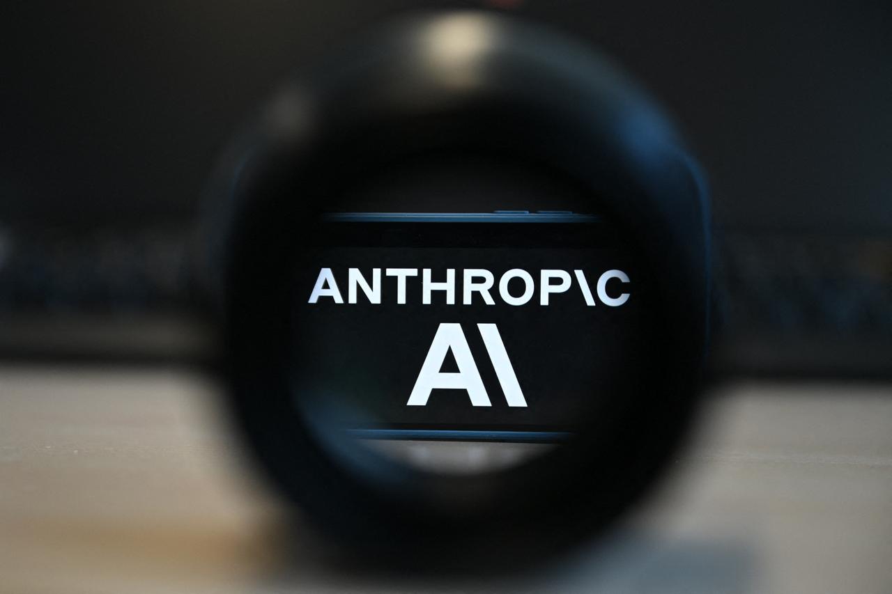 This photograph shows the logo of the US artificial intelligence safety and research company Anthropic displayed on a smartphone's screen in Brussels on June 10, 2026. (AFP Photo)