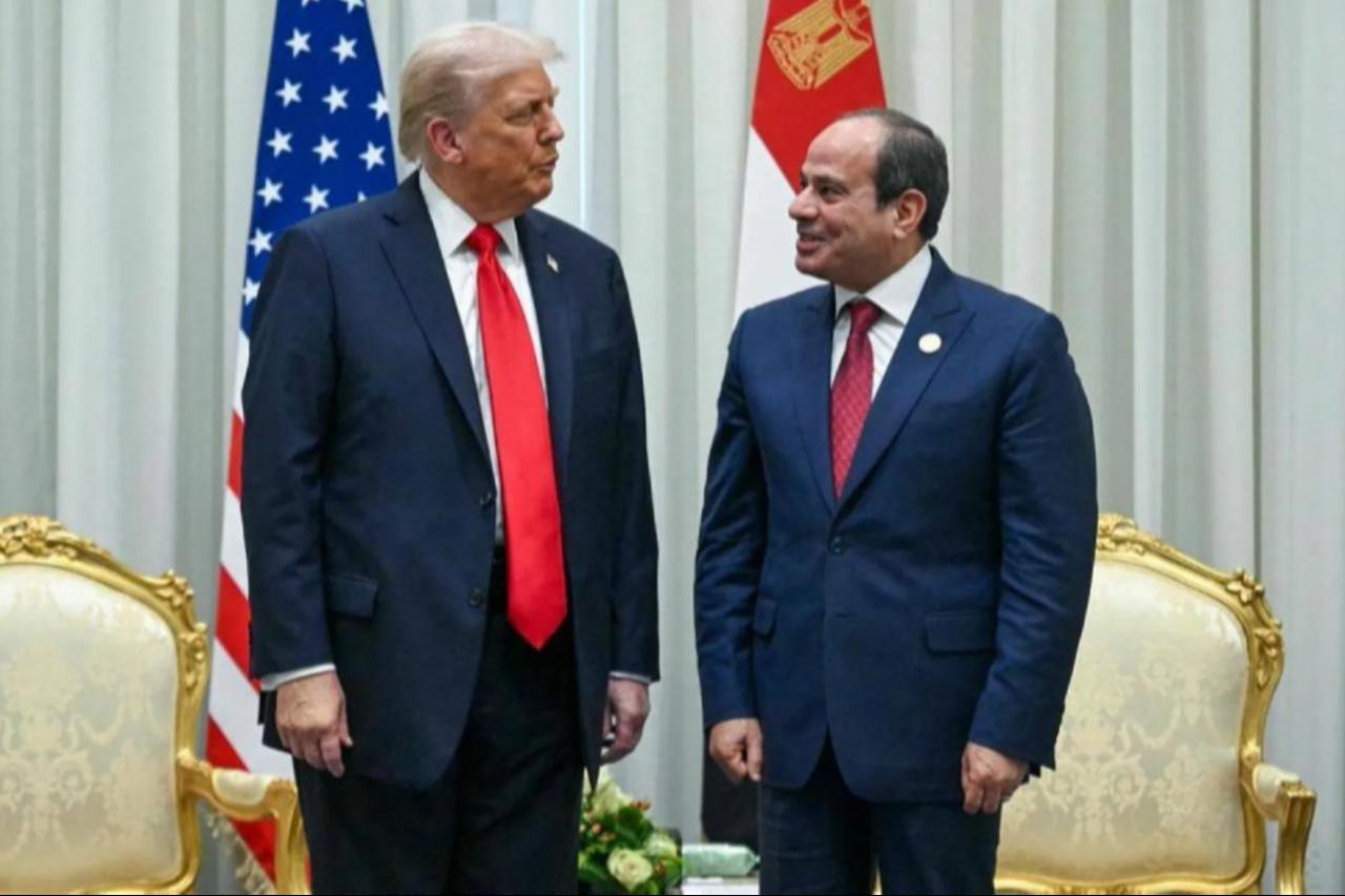 US President Donald Trump holds a meeting with Egypts President Abdel Fattah al-Sisi during a summit on Gaza in Sharm el-Sheikh, October 13, 2025. (AFP Photo)