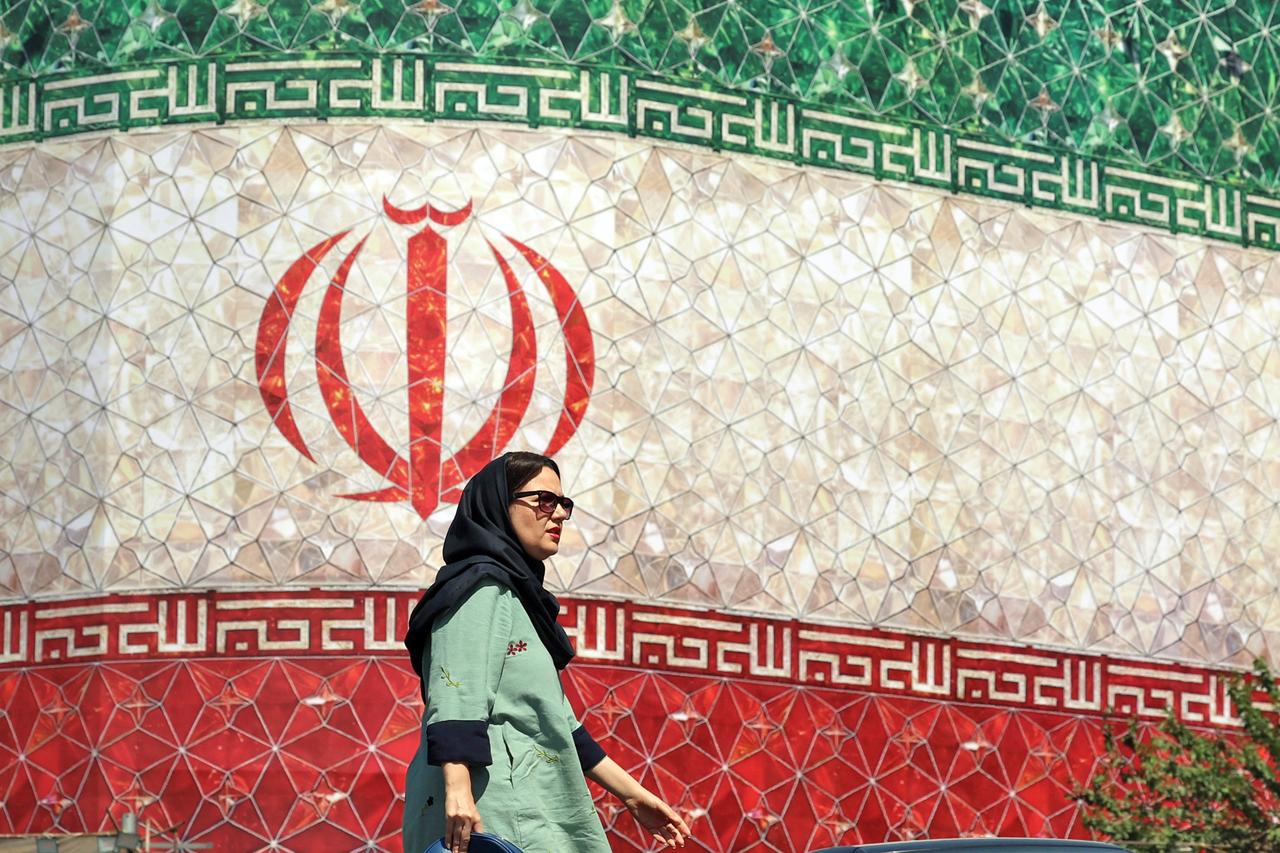Iran confirms June 19 US deal to lift blockade, sanctions and release funds