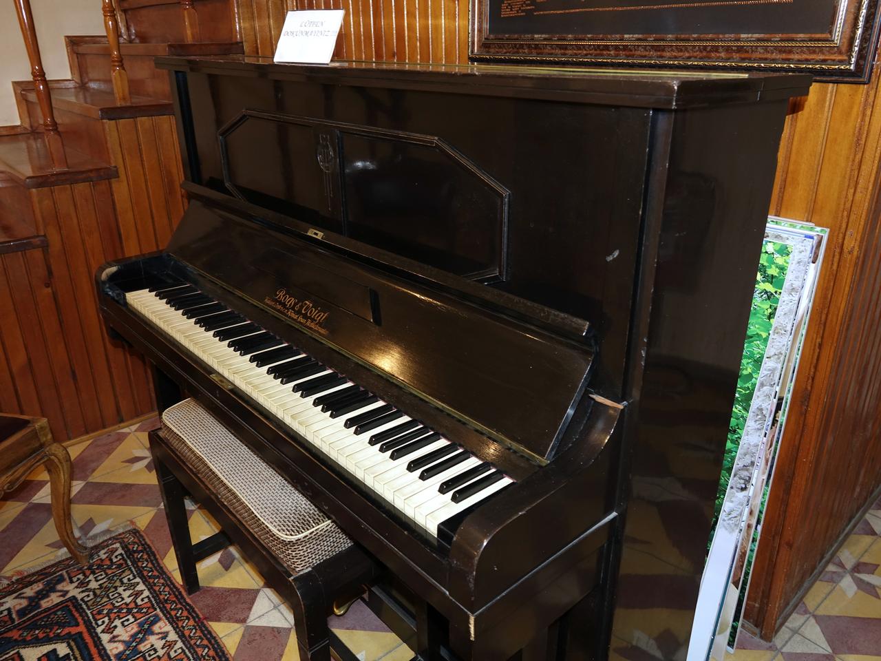 The historic piano, donated to the Ayse Sidika Erke Ethnography Museum in 2015, has become one of the museum’s most notable exhibits in western Türkiye. (AA Photo)
