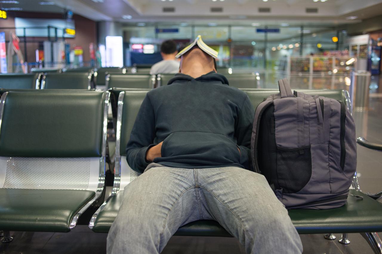 EU keeps up to $696 in flight delay compensation under new air travel rights deal