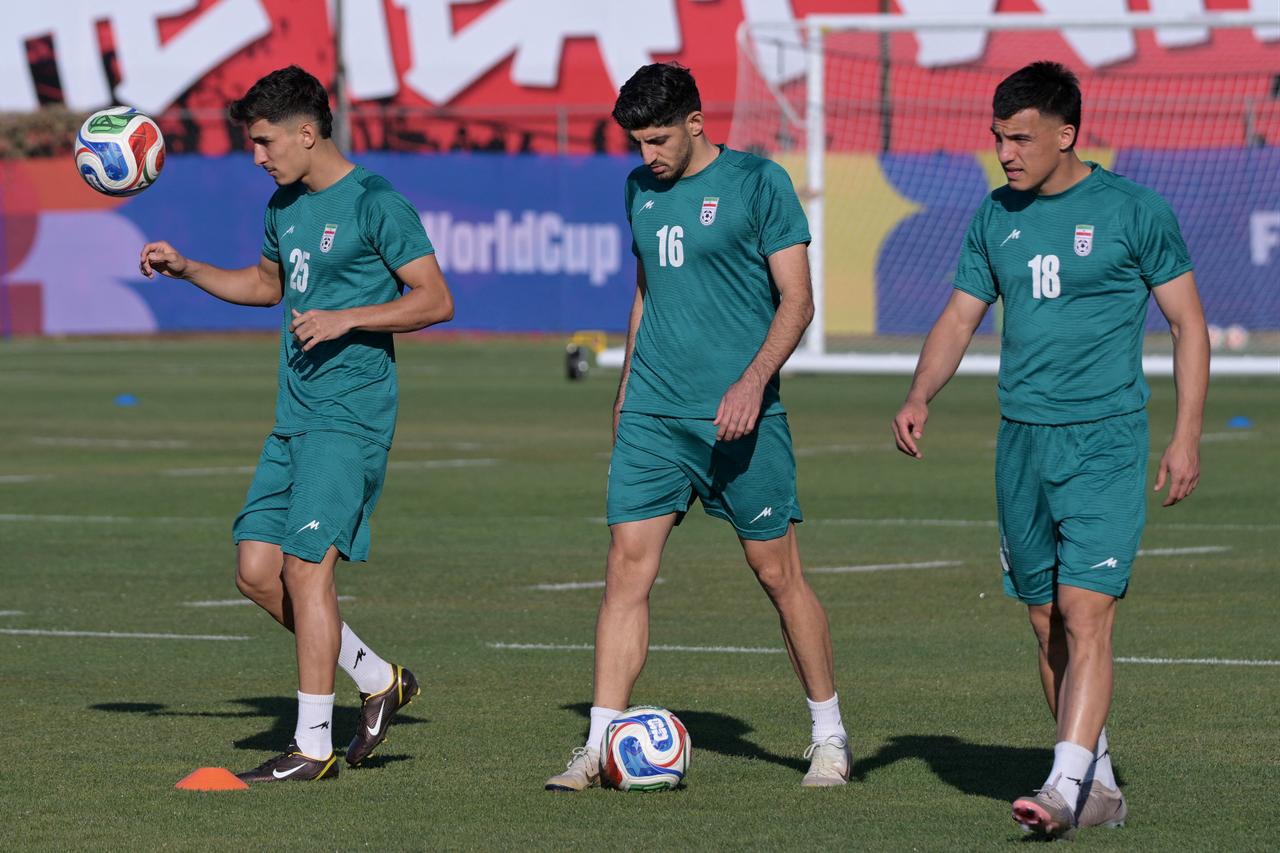 Iran forward Torabi can't re-enter US after World Cup debut