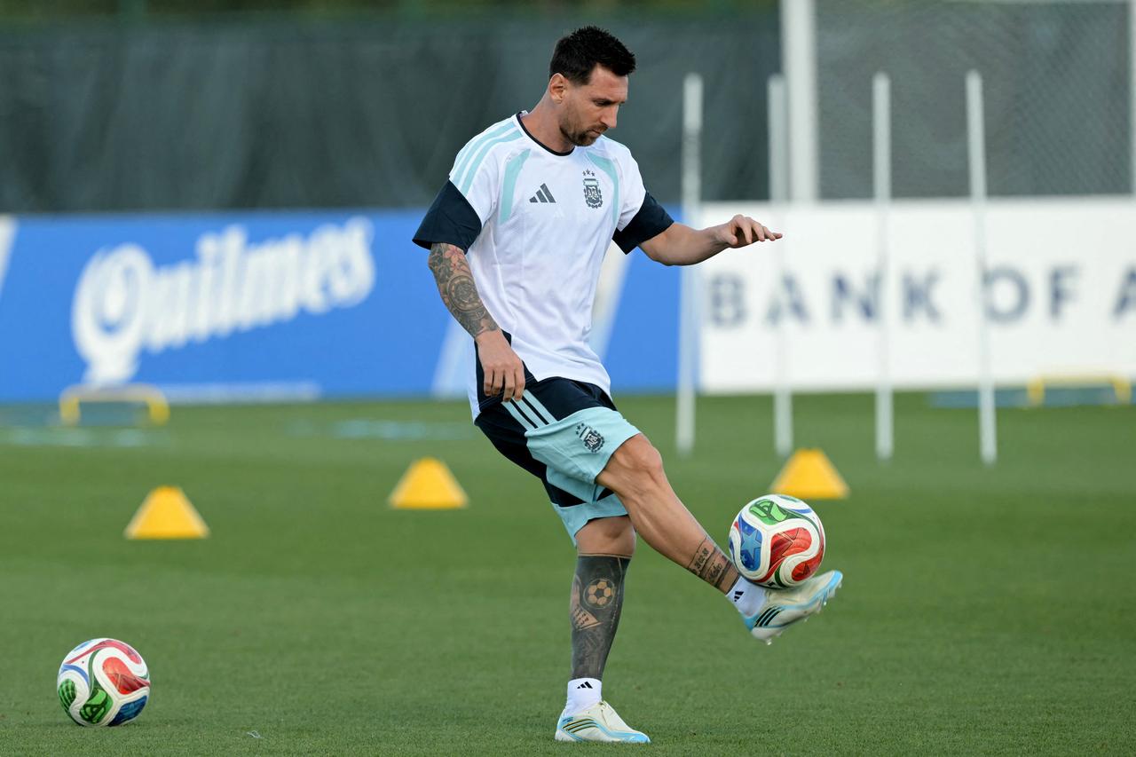 Argentina's forward #10 Lionel Messi controls the ball as he takes part in an MD-1 training session at Sporting KC Training Centre in Kansas City, on June 15, 2026, on the eve of the 2026 World Cup Group H football match between Argentina and Algeria. (AFP Photo)