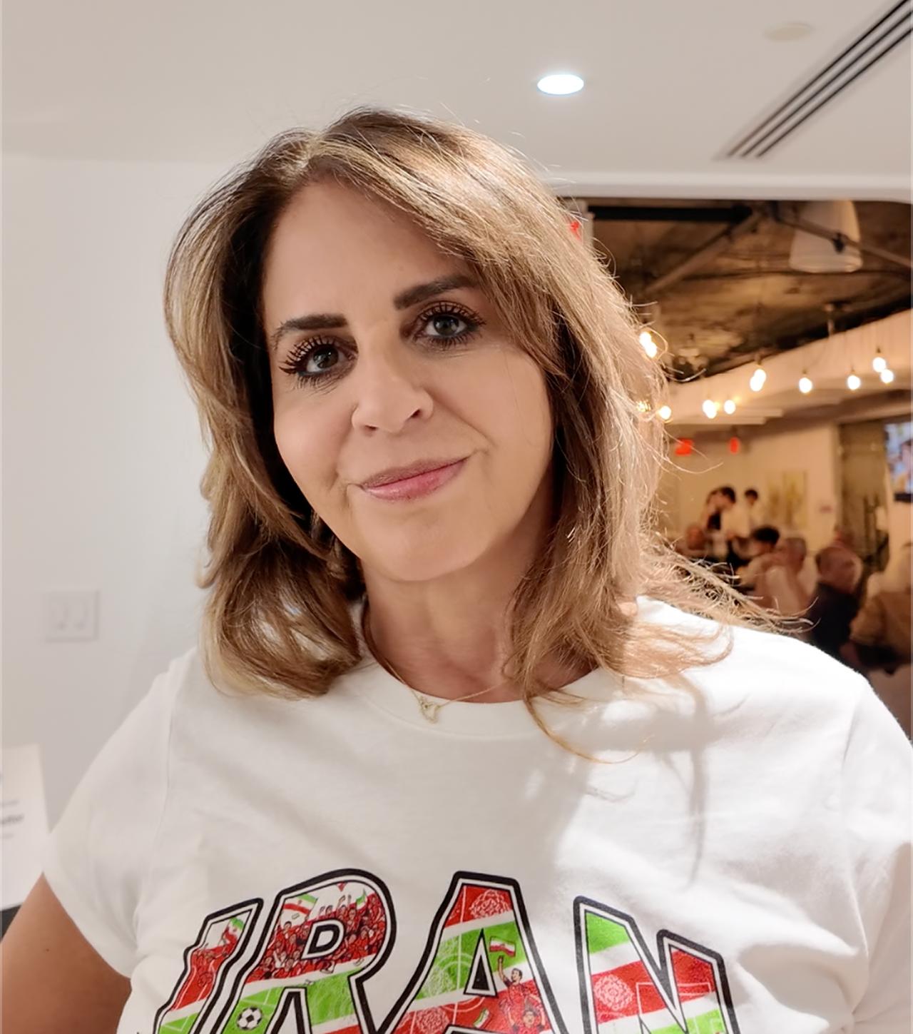 Alexandra Bennett, an Iranian-British member of the diaspora, criticized FIFA's silence regarding the logistical hurdles forced upon the Iranian team in an interview with Türkiye Today.