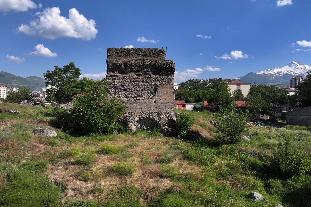 An aerial view shows ancient remains in Kayseri's Battalgazi neighborhood, central Türkiye, where a Roman-era hospital, hippodrome and pagan temple have been identified, June 16, 2026. (AA Photo)