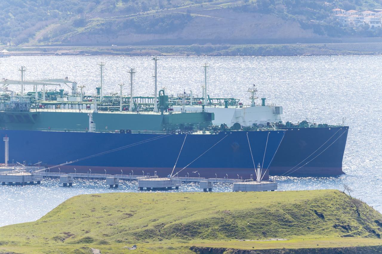 Türkiye’s LNG imports more than double in April amid Iran war concerns
