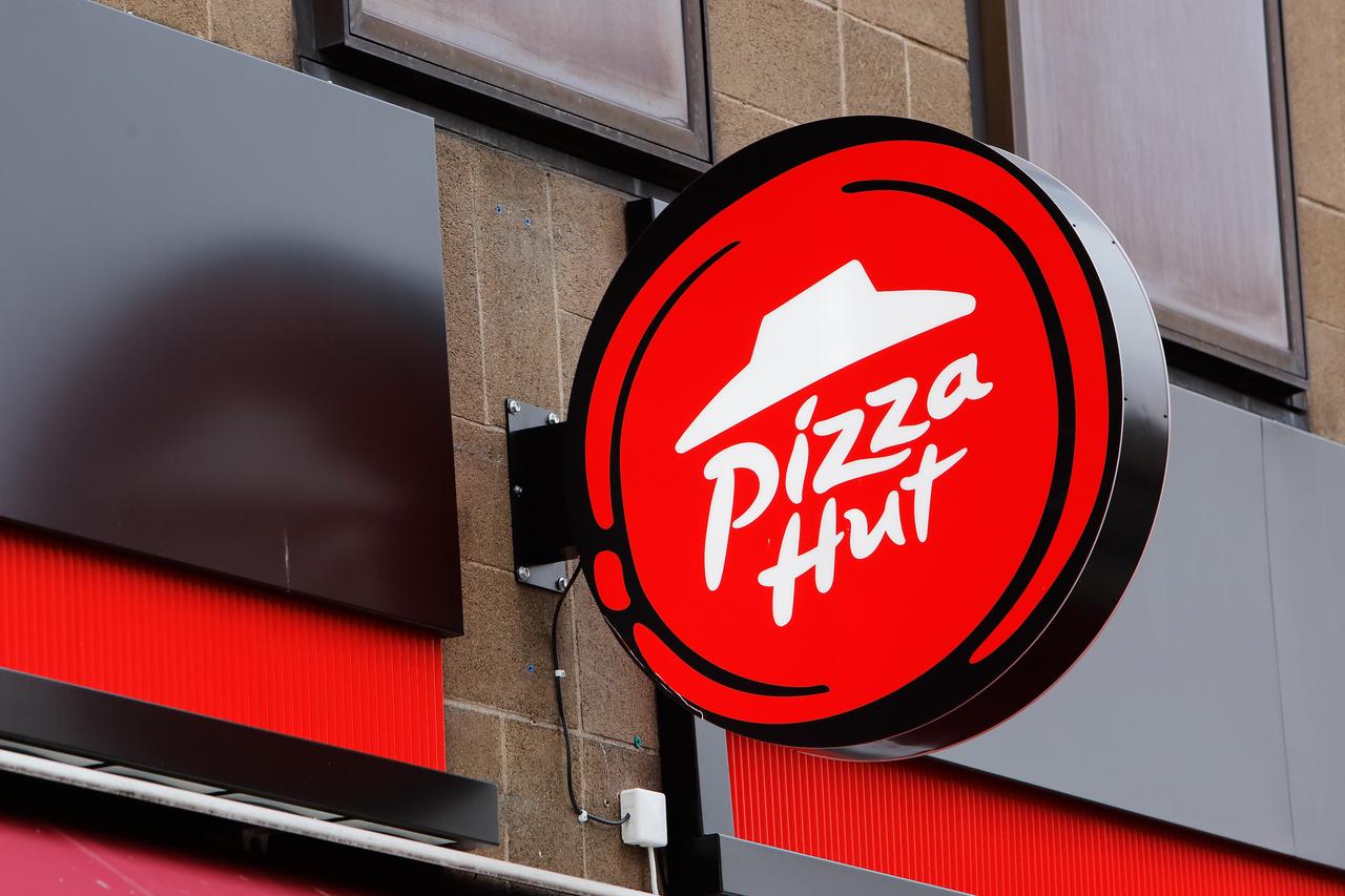 Yum! Brands agrees to sell Pizza Hut in $2.7B deal