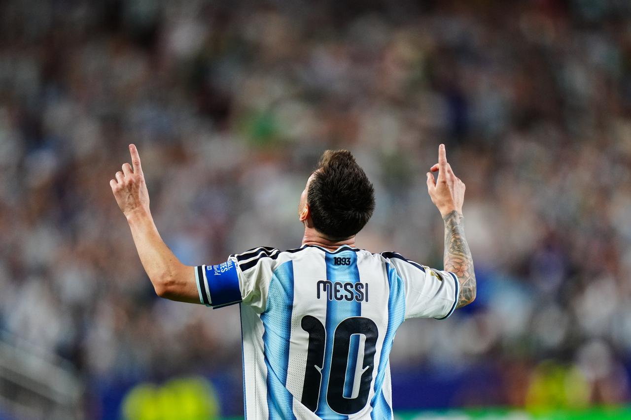 Messi equals World Cup scoring record With hat-trick