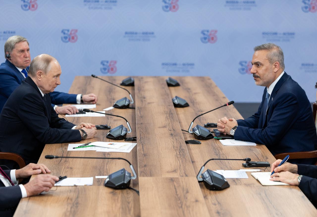 Foreign Minister Hakan Fidan meets with Russian President Vladimir Putin in Kazan, Russia on June 17, 2026. ( AA Photo)
