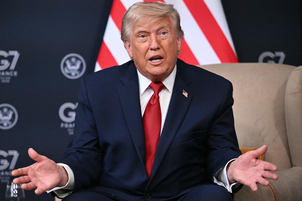 US President Donald Trump speaks during a bilateral meeting with Egypt's President on the sidelines of the G7 summit, in Evian, eastern France, June 17, 2026. (AFP Photo)