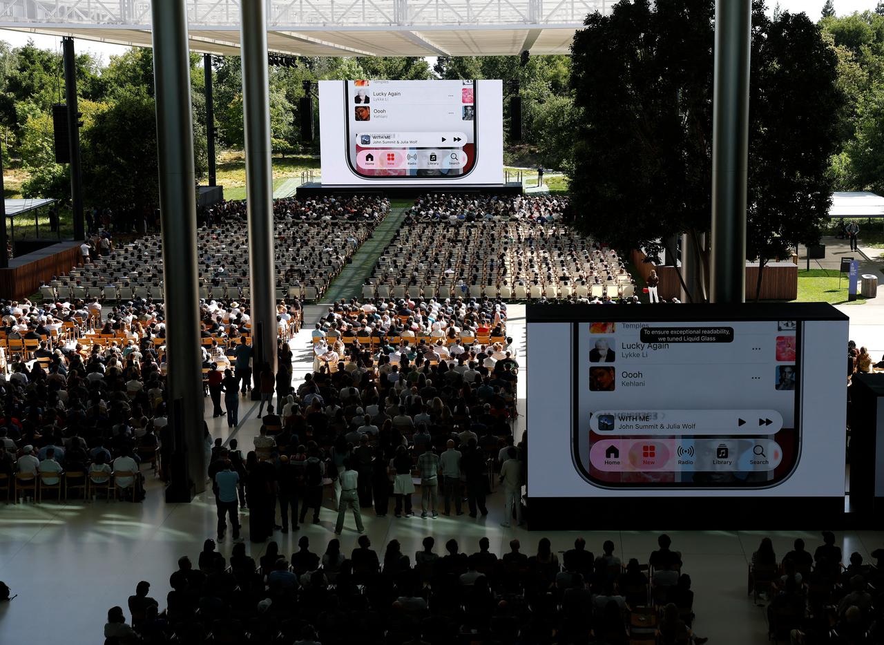 Attendees watch the keynote presentation during the Apple WWDC at Apple Park in Cupertino, California.  on June 08, 2026 (AFP Photo)
