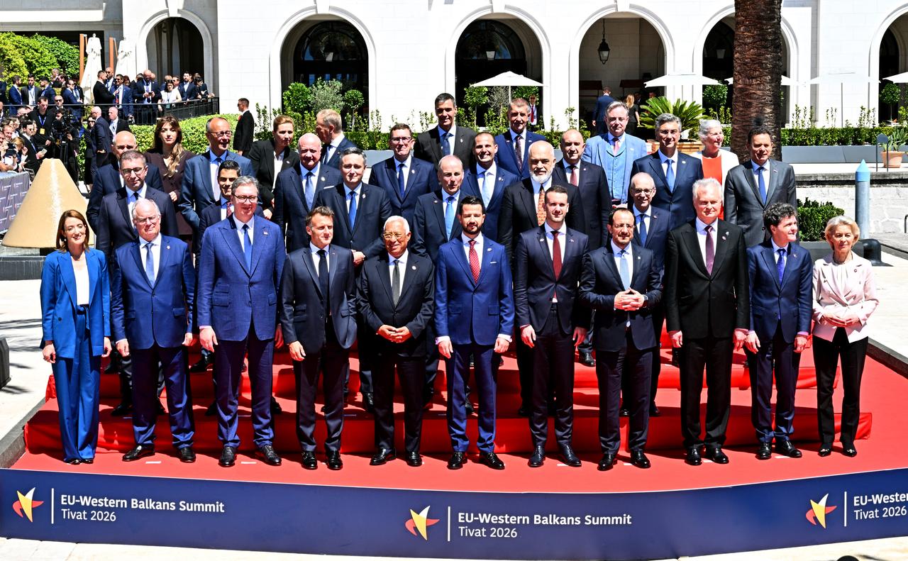 Heads of state pose for the family picture after the plenary session of the EU-Western Balkans Summit at Porto Montenegro in Tivat on June 5, 2026. (AFP Photo)