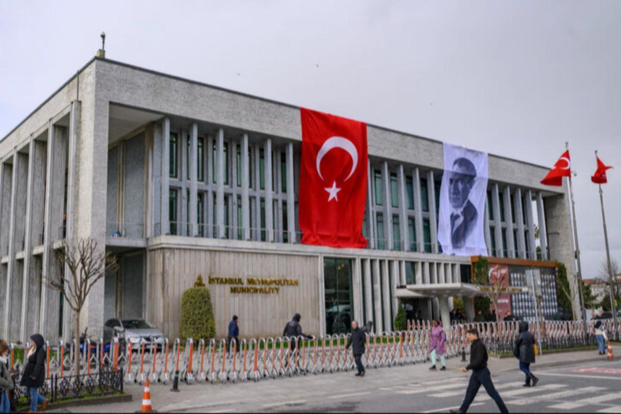 Search underway for abducted Istanbul municipal official