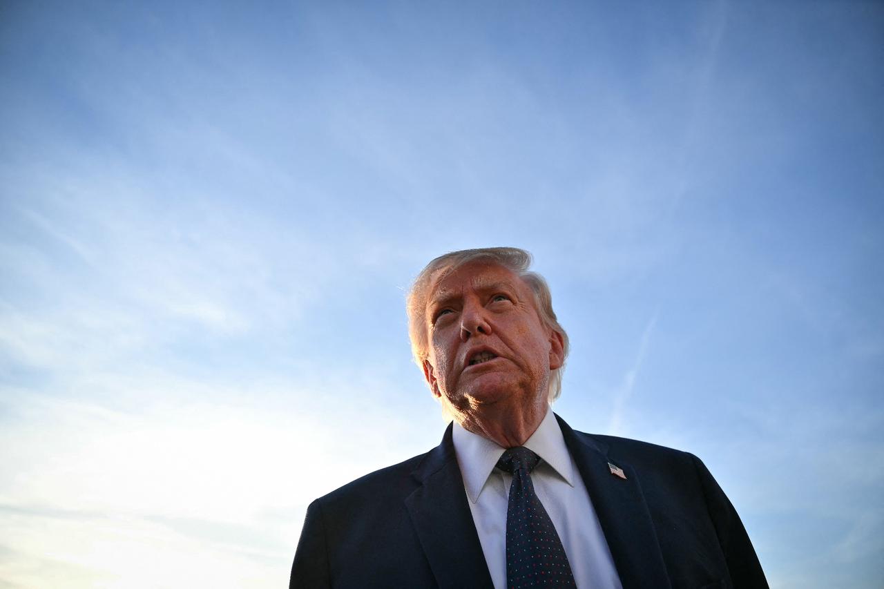 Trump calls critics of Iran deal 'jealous, bad people, or stupid'