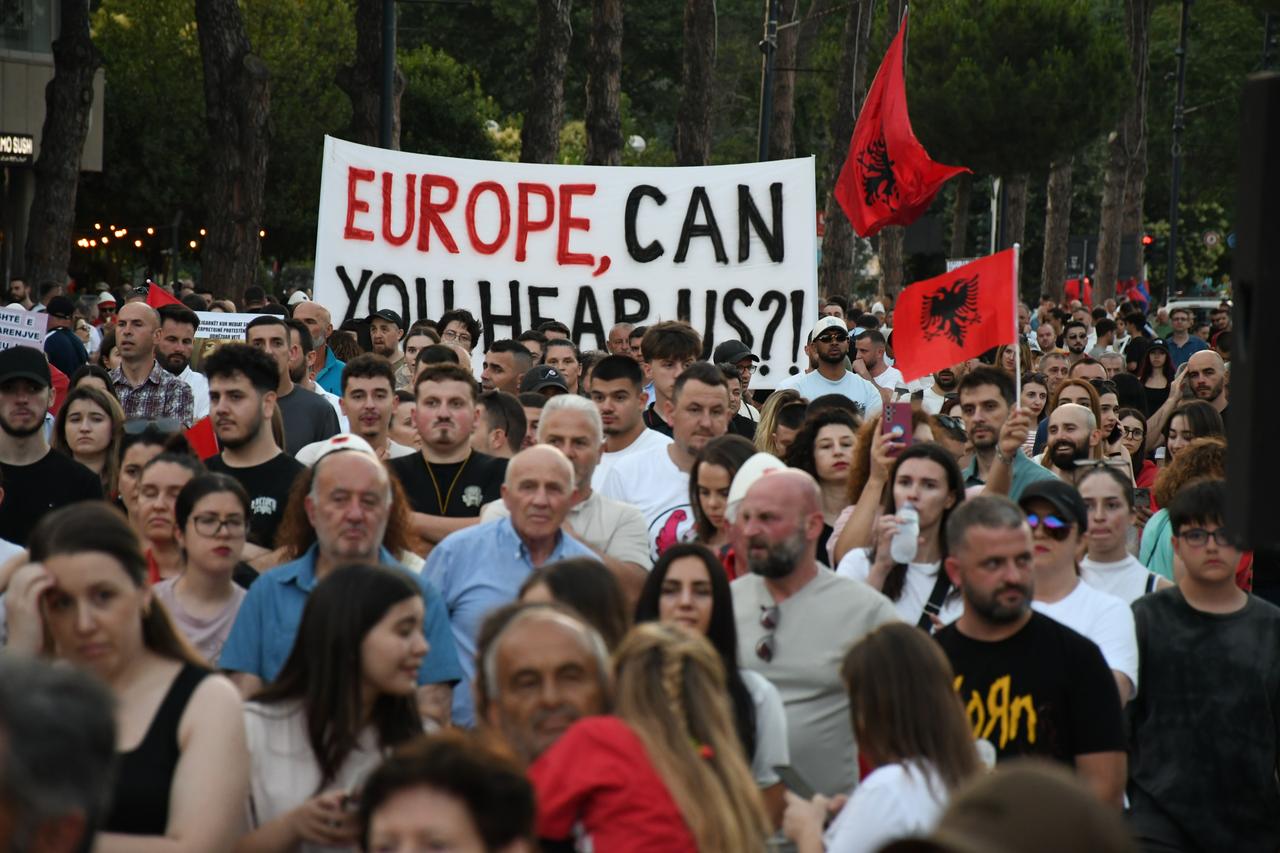 Protests against a planned tourism project in the Zvernec area of the coastal city of Vlora continue for a 19th consecutive day in Tirana, Albania on June 18, 2026. (AA Photo)
