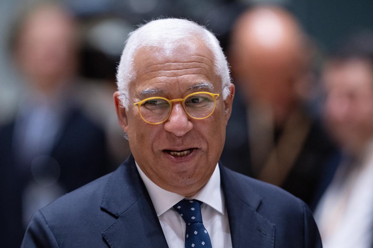 European Council President Antonio Costa arrives to attend a round table meeting during the EU Summit at the EU headquarters in Brussels, Belgium, June 19, 2026. (AFP Photo)
