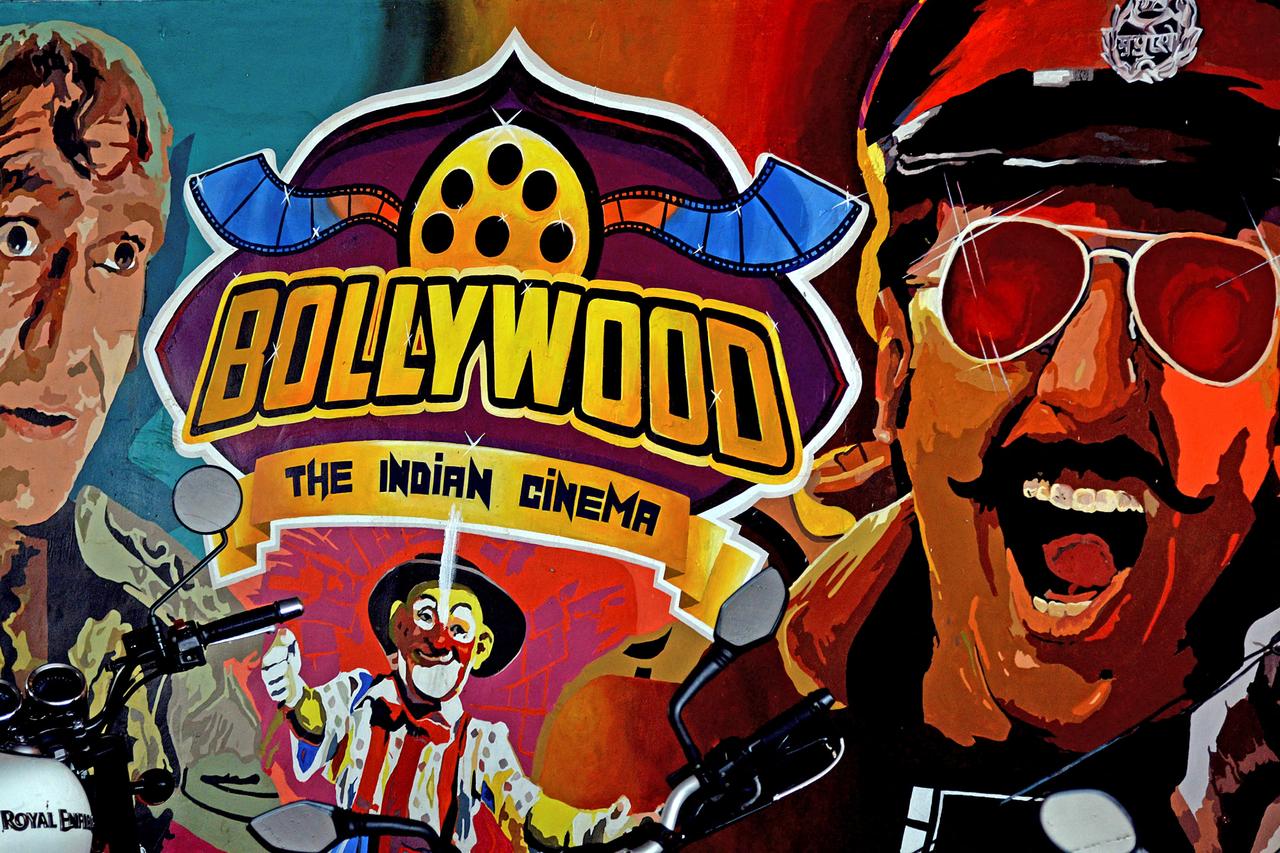 Bollywood clashes over 12 to 18 hours workday