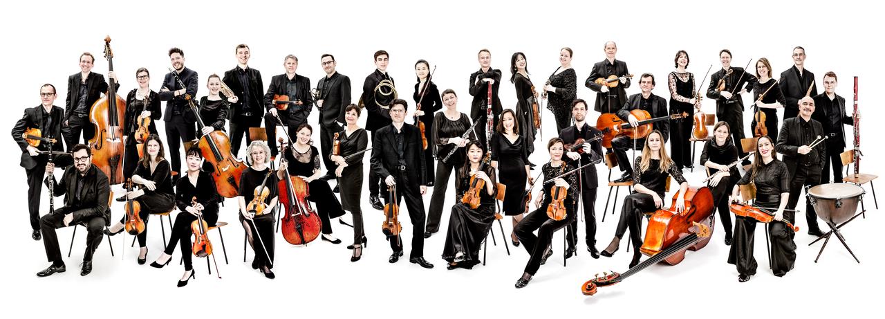 Members of Kammerakademie Potsdam pose for a group photo ahead of their Istanbul Music Festival performance. (Photo via IKSV)