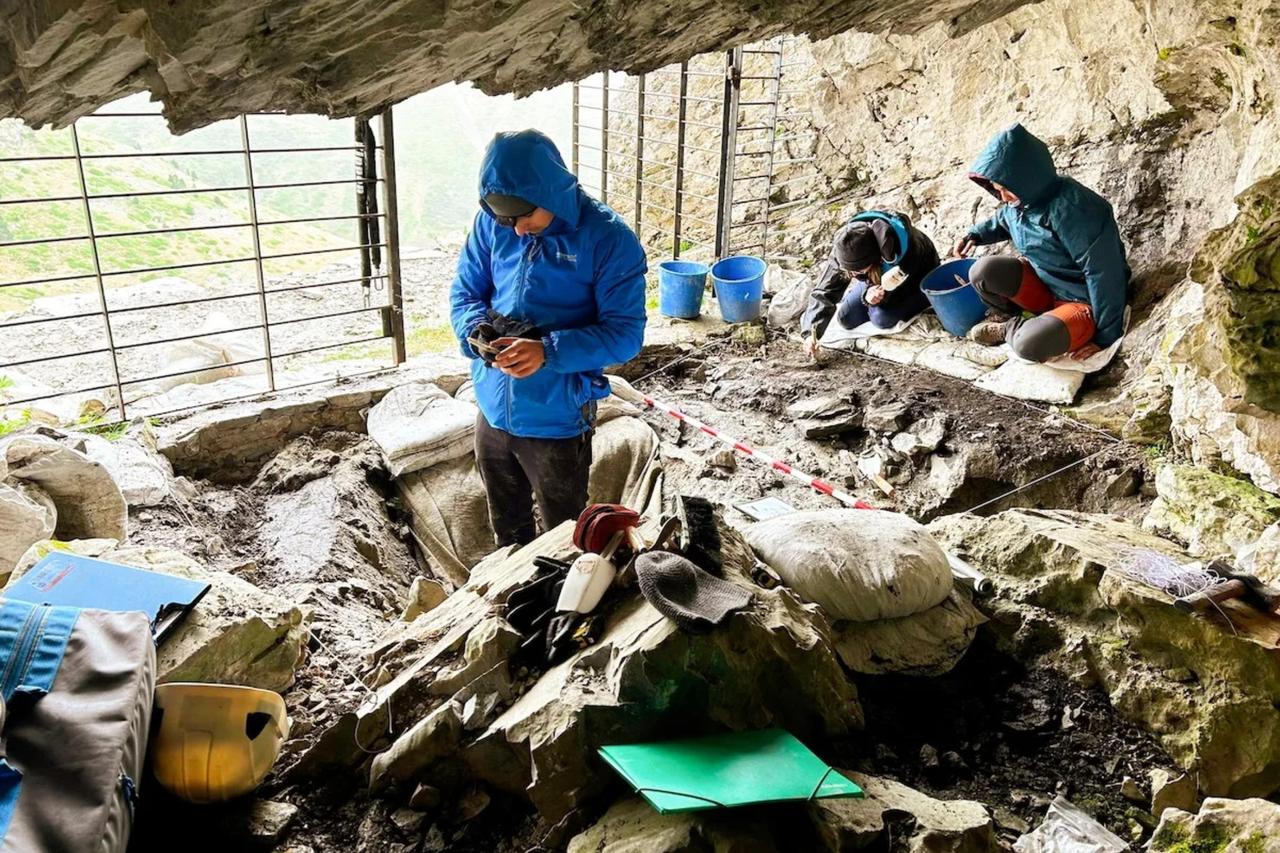 Prehistoric settlement found 2,000 meters up Spain's Pyrenees