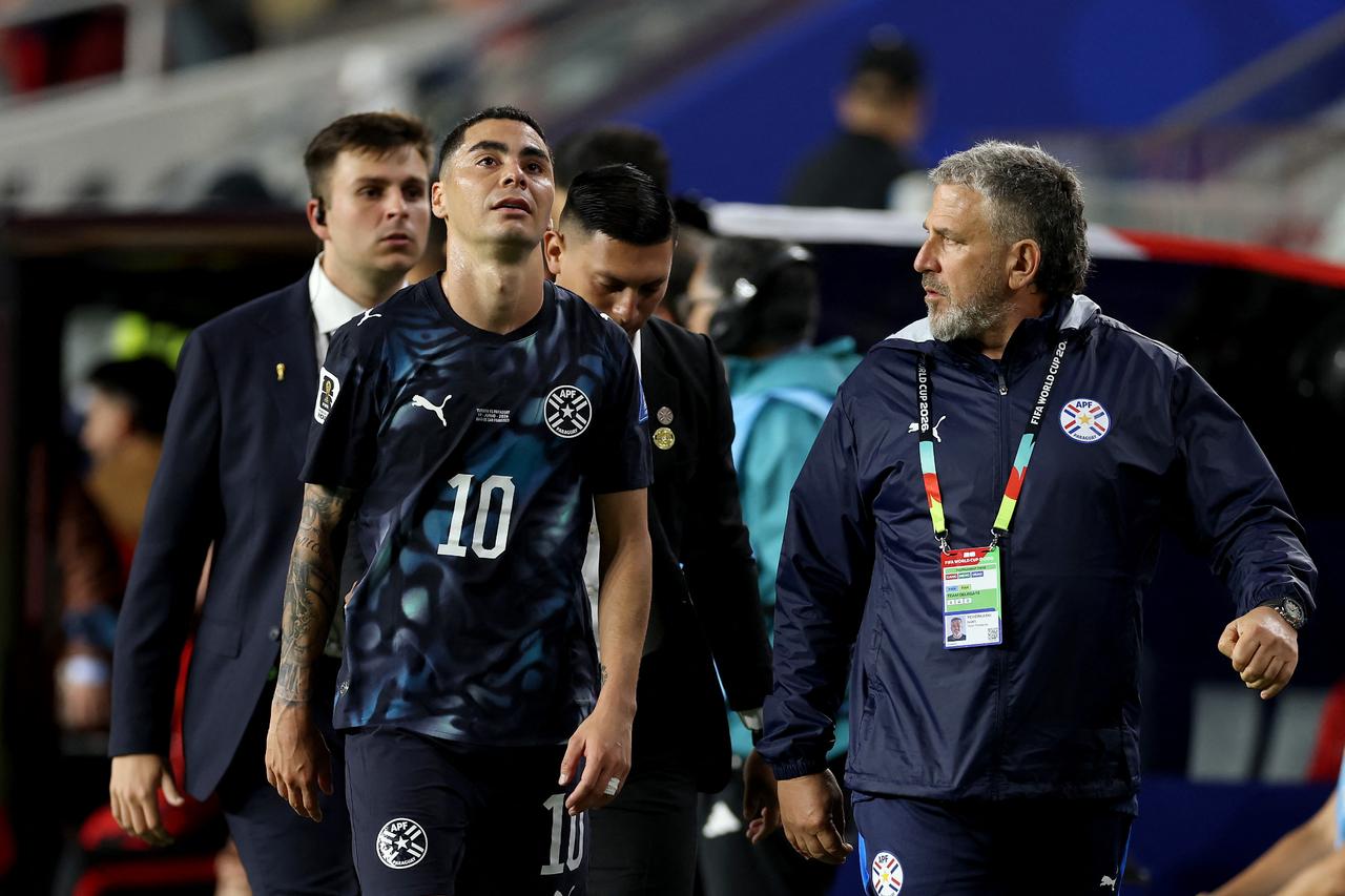 Almiron gets first red card under new World Cup rule in Türkiye Paraguay match