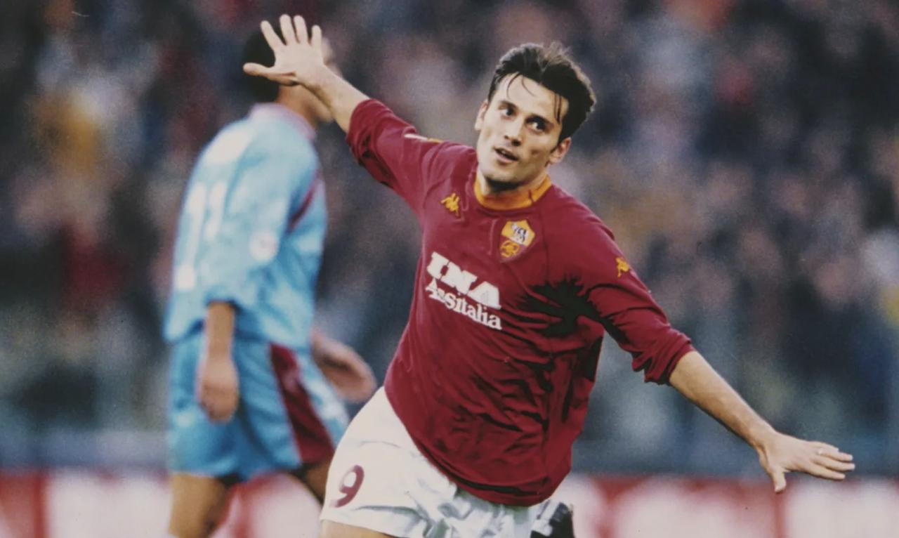 Vincenzo Montella celebrates during his playing career with AS Roma. (Photo via AS Roma)