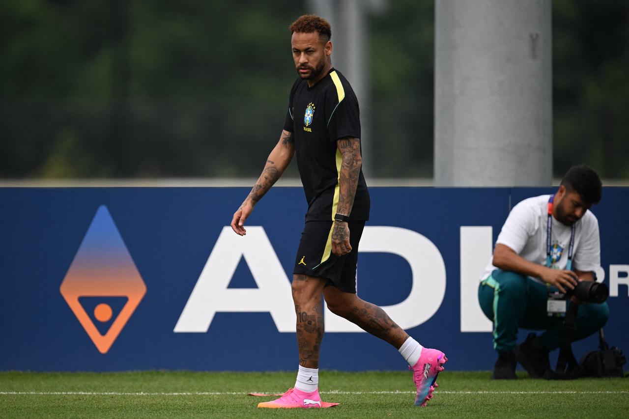 Brazil's forward #10 Neymar takes part in an MD-1 training session at Columbia Park Training Facility in Morristown, New Jersey, June 18, 2026. (AFP Photo)
