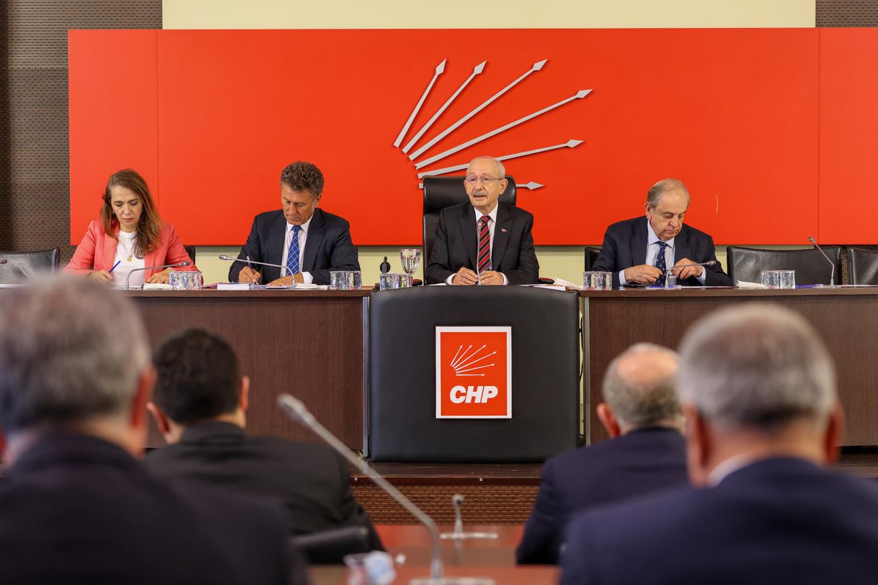 Kilicdaroglu rules out extraordinary CHP congress after court reinstatement