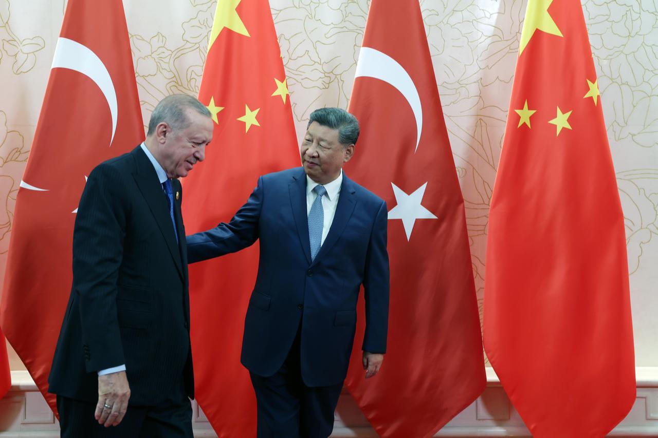 President Recep Tayyip Erdogan meets with Chinese President Xi Jinping during his visit to attend the Shanghai Cooperation Organization summit in China on Aug. 31, 2025. (AA Photo)
