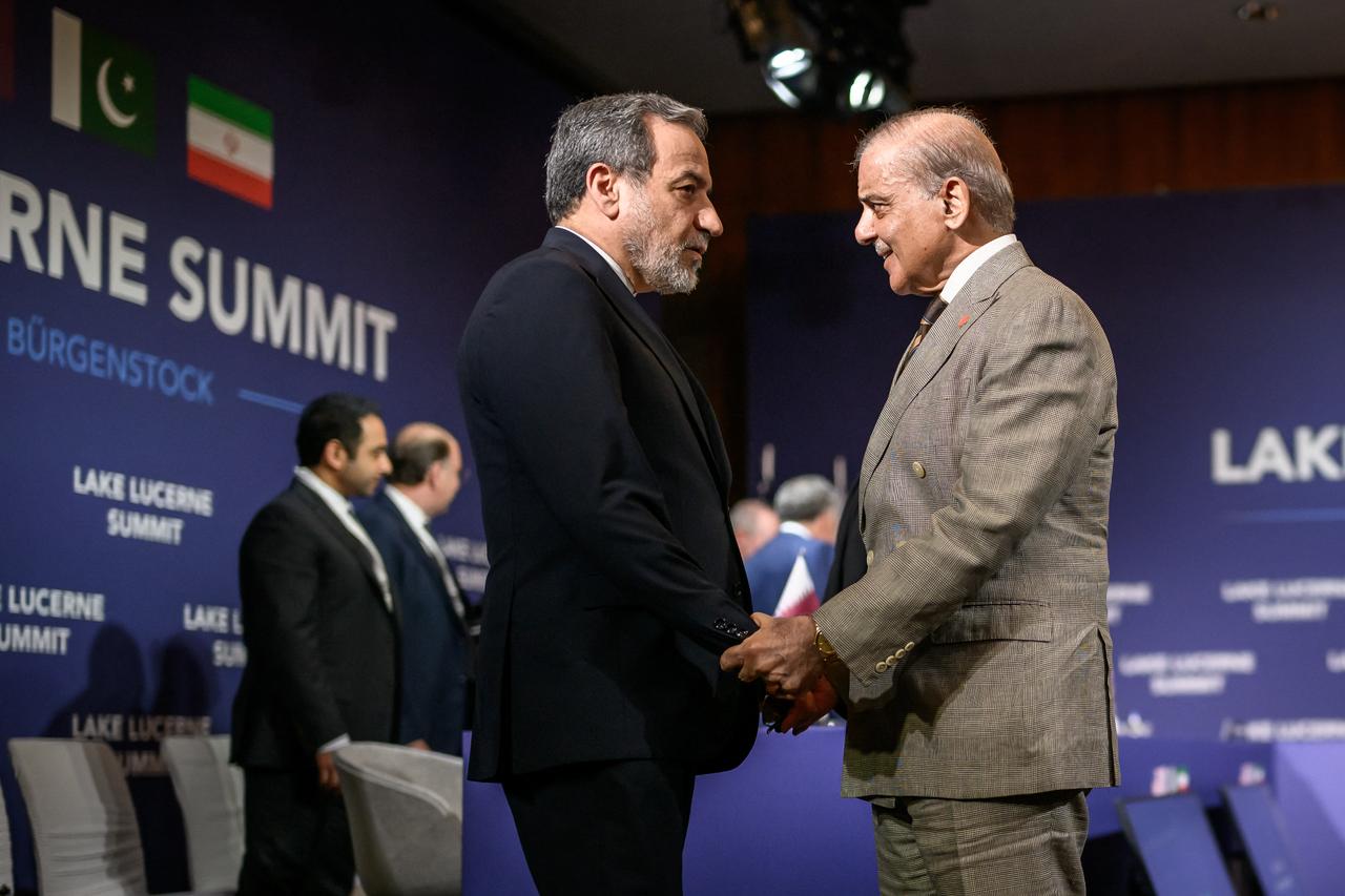 Iran delegation protests Trump remarks during Switzerland talks