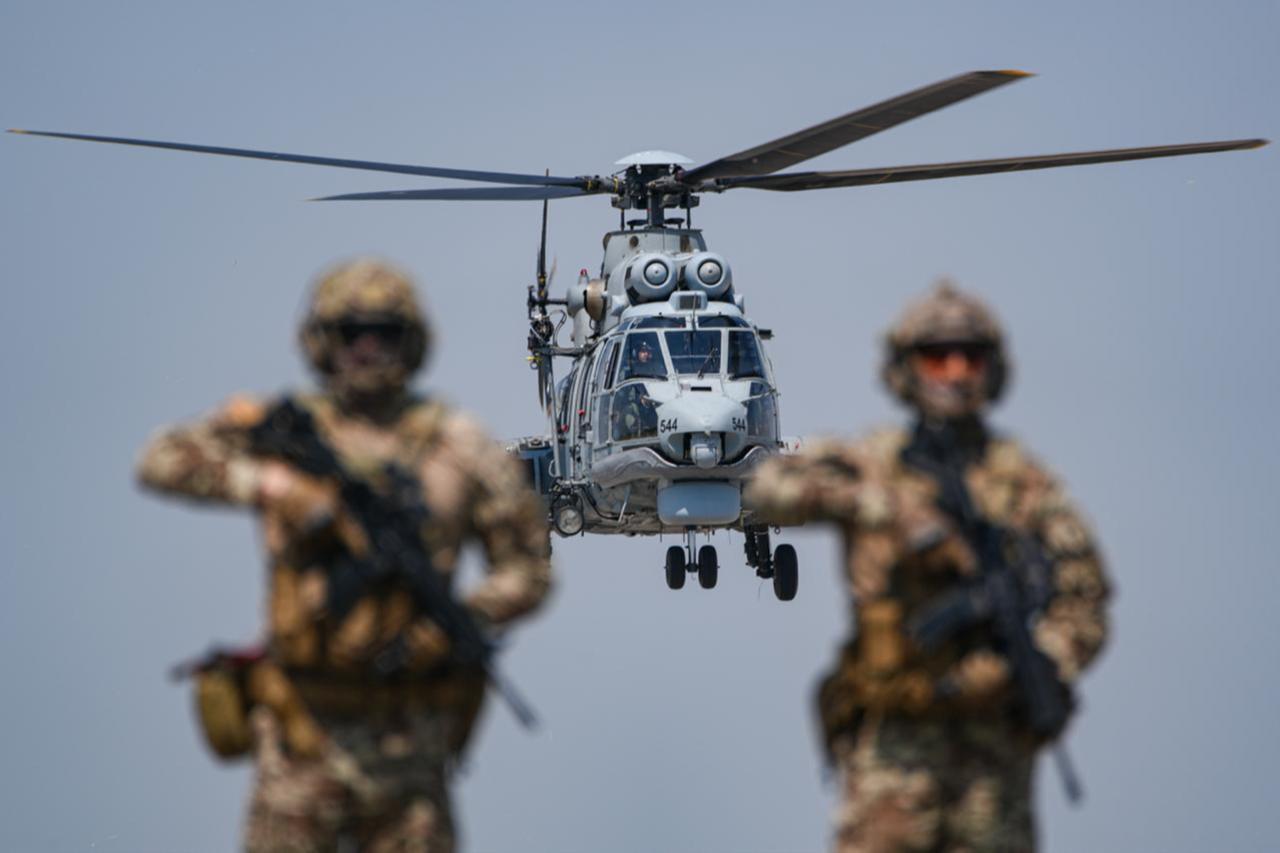Petition urges mandatory military service for women in Türkiye