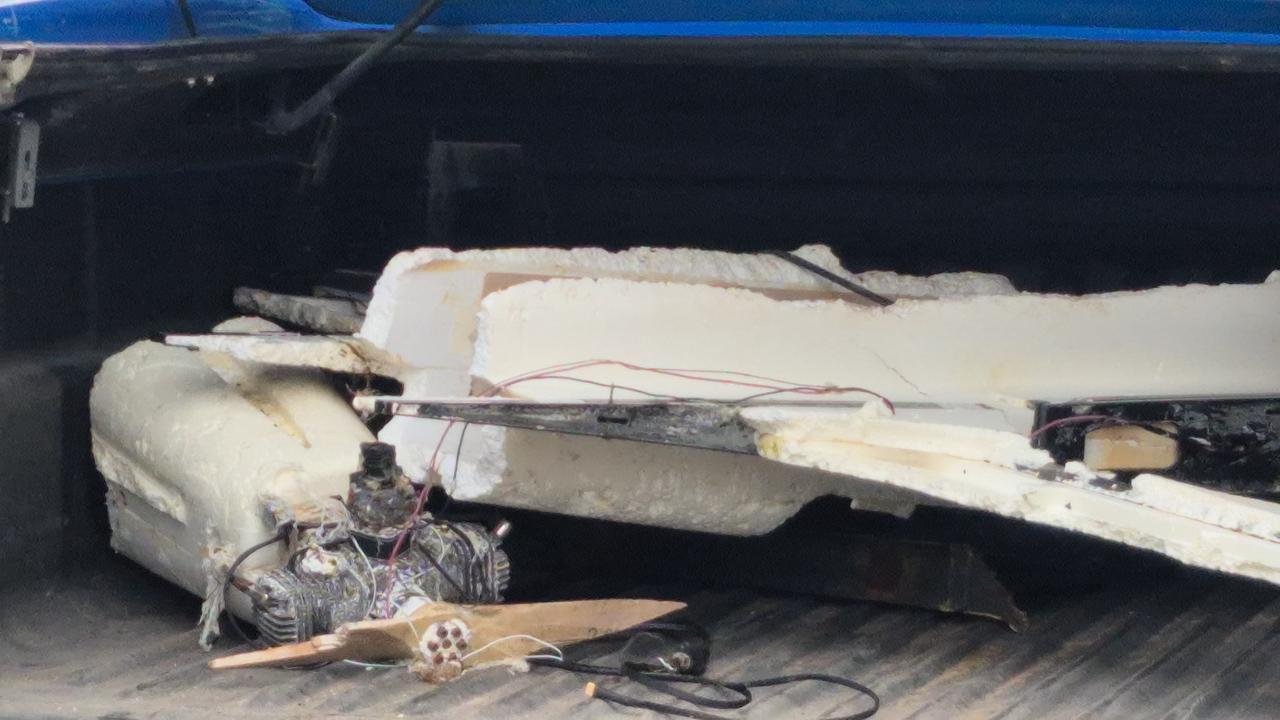 The photo shows a fragmented unmanned aerial vehicle (UAV) that was found on Cakraz Beach in Bartin, Türkiye, on June 19, 2026. (IHA Photo)