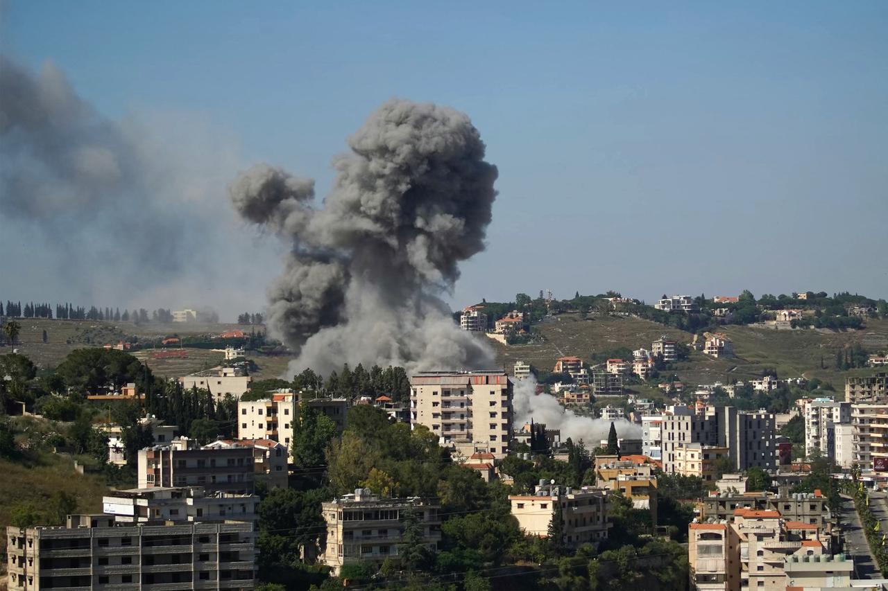 Smoke rises from the site of a string of Israeli airstrikes that targeted the southern Lebanese city of Nabatieh on June 20, 2026. (AFP Photo)