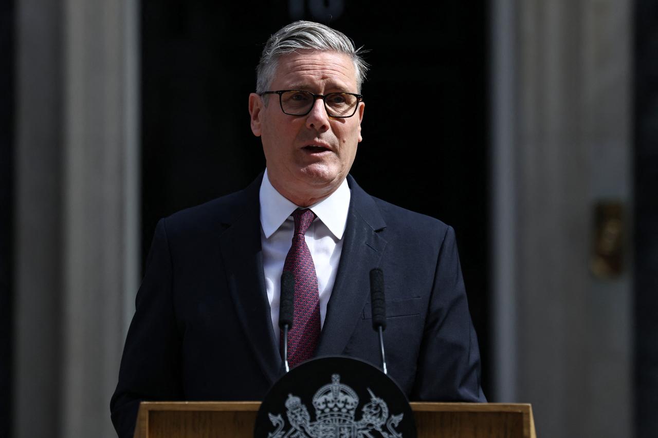 Starmer resigns as UK Prime Minister