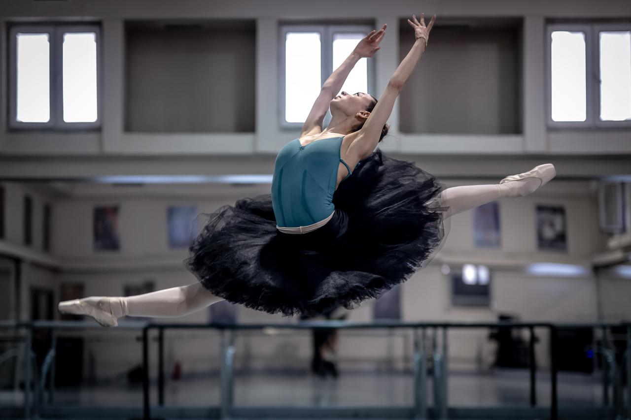 Ballerina Nilay Tahiroglu to represent Türkiye on Bolshoi stage