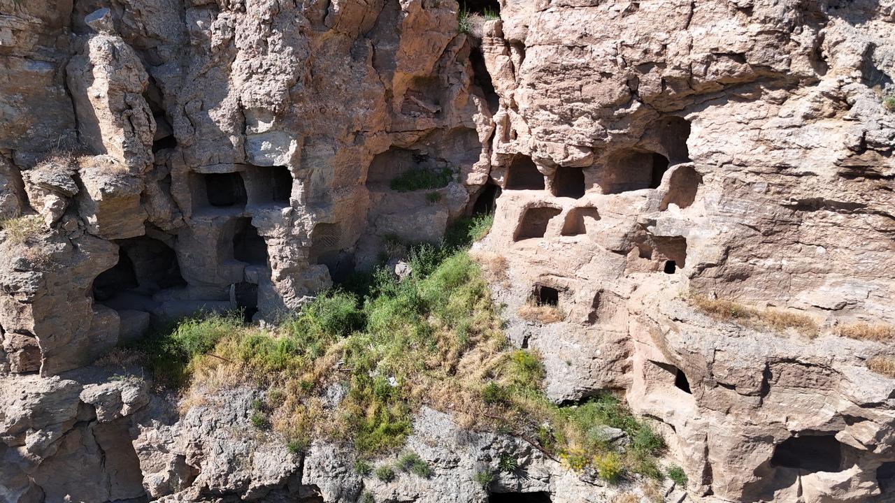 The cave “apartment” is awaiting development for tourism. Sivas, Türkiye, June 24, 2026. (IHA Photo)