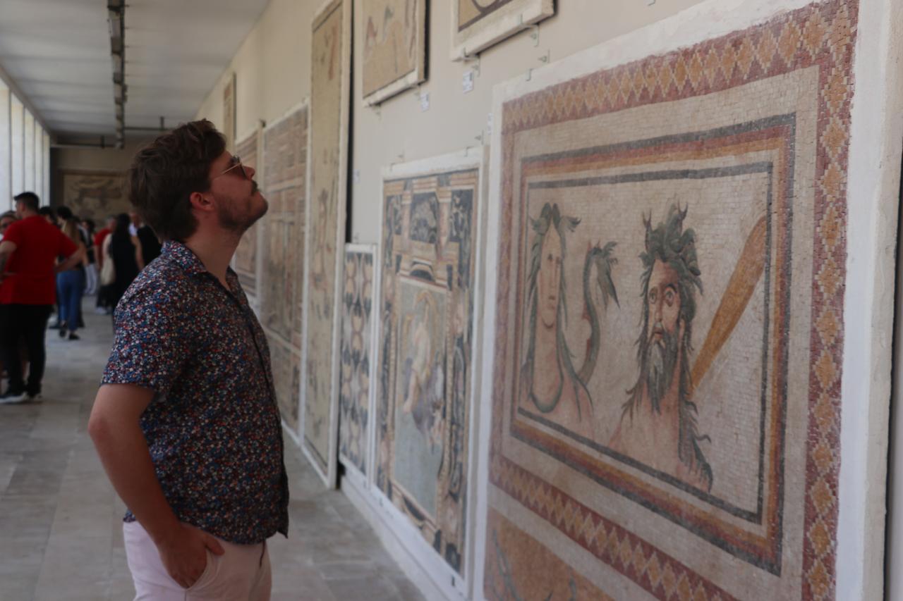 Hatay exhibition reconnects Antioch with mosaics scattered abroad