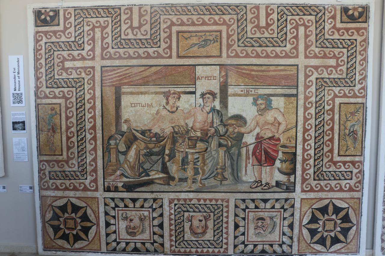 A replica mosaic panel is displayed at the “Antakya’s Displaced Mosaics: Bringing Together a Scattered Heritage” exhibition in Hatay, Türkiye. (AA Photo)