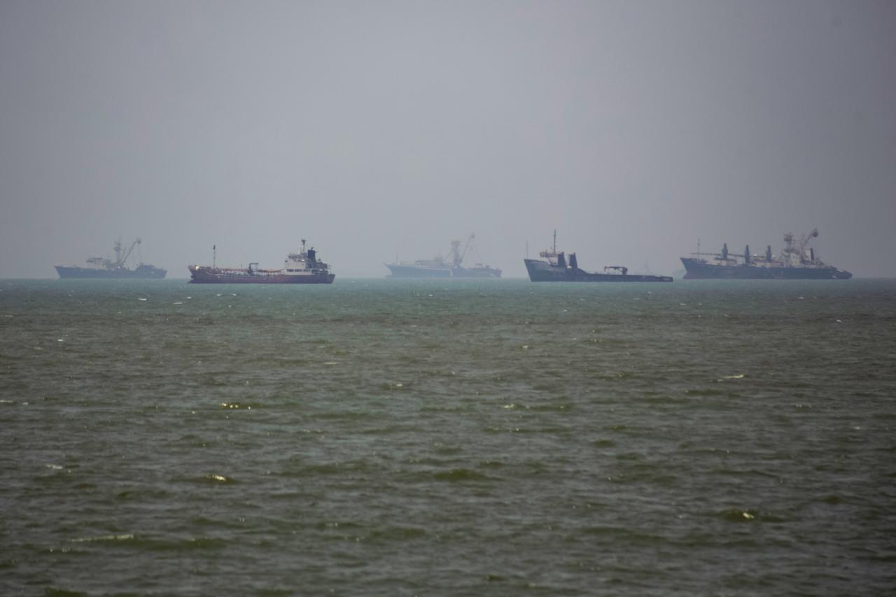 All Turkish ships stranded in Gulf leave Strait of Hormuz safely: Minister
