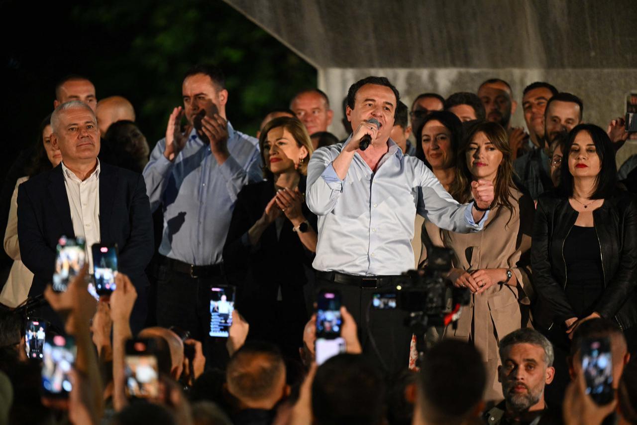 Kosovo's acting Prime Minister and leader of the Vetevendosje Movement (LVV), Albin Kurti, speaks on stage as he celebrates election results with his supporters in Pristina, Kosovo, June 7, 2026. (AFP Photo)