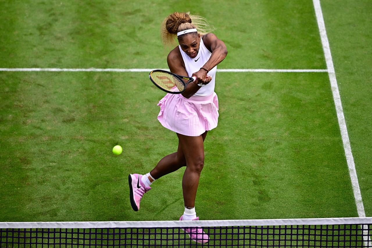 U.S. tennis player Serena Williams returns the ball during a women’s doubles round of 16 match at the WTA500 Berlin Tennis Open in Berlin, Germany, June 16, 2026. (AFP Photo)