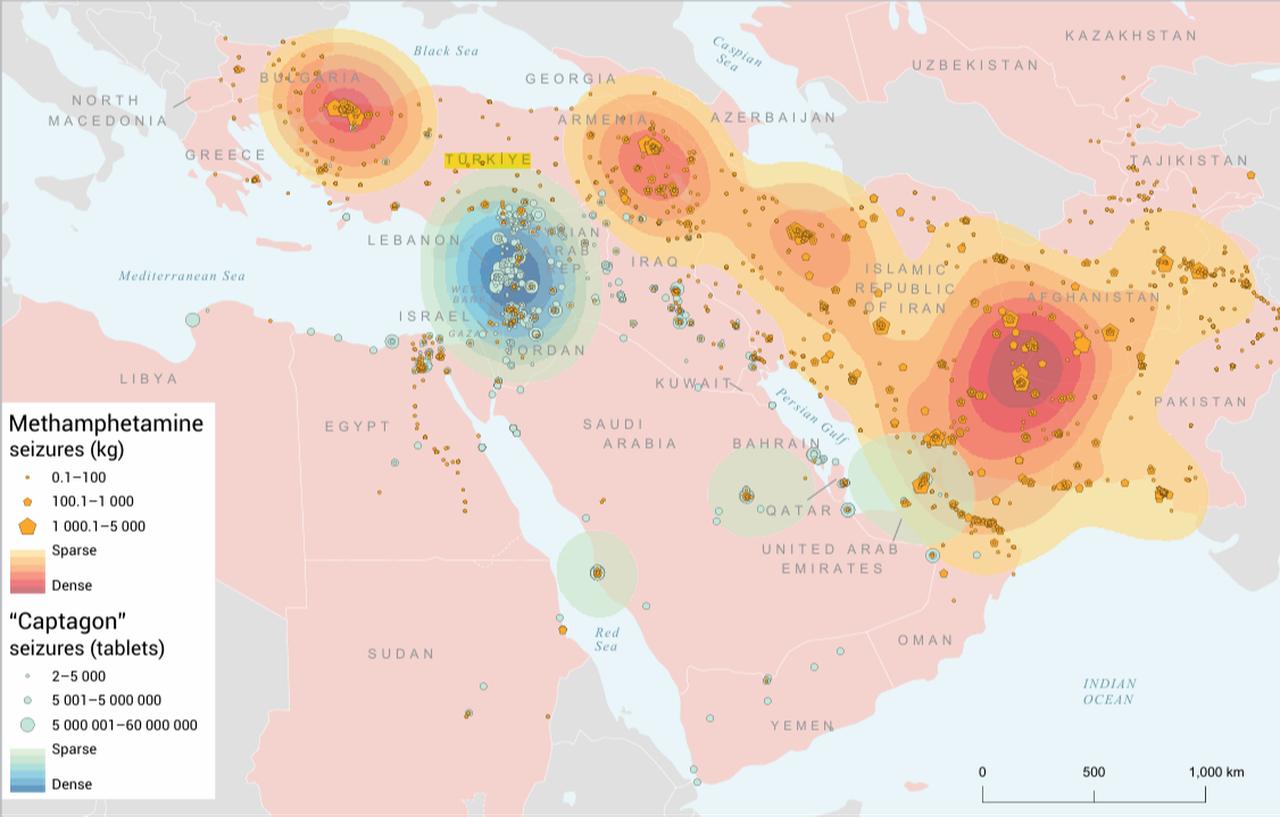 This infographic shows main seizures of methamphetamine and “captagon” reported in and around the Near and Middle East/
South-West Asia, 2021–2025. Source: UNODC Drugs Monitoring Platform. (Graphic via UN World Drug Report 2026)