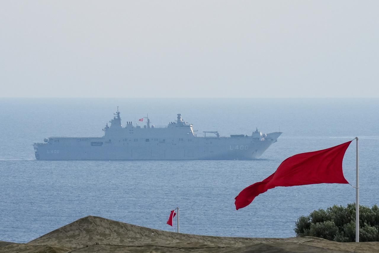 TCG Anadolu, a multi-purpose amphibious assault ship belonging to Turkish Naval Forces Command, is seen at the EFES-2026 Exercise in Izmir, Türkiye, May 20, 2026. (AA Photo)