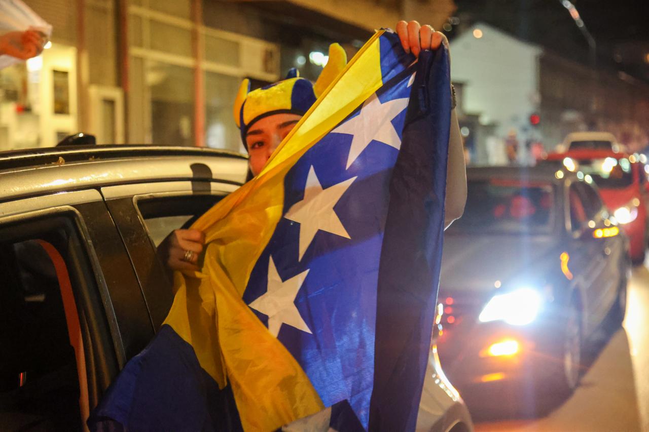 US reporter apologizes to Bosnia over World Cup remarks