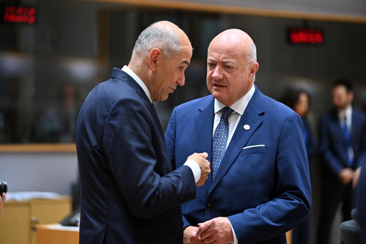 EU cautions Slovenia over plans to move embassy to Jerusalem