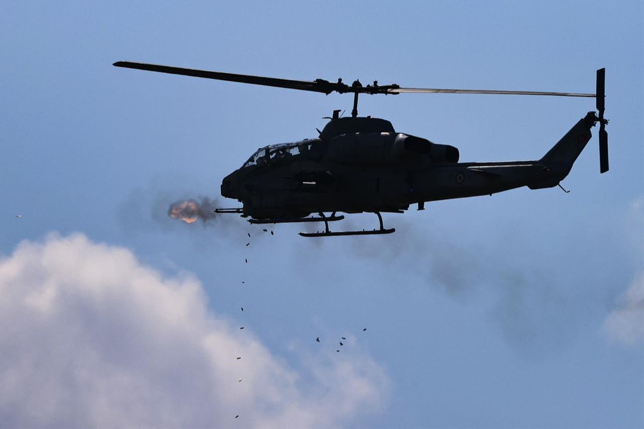 A view of the daytime activities as part of the Distinguished Observer Day of the EFES-2026 Exercise in Izmir, Türkiye, May 21, 2026. (AA Photo)