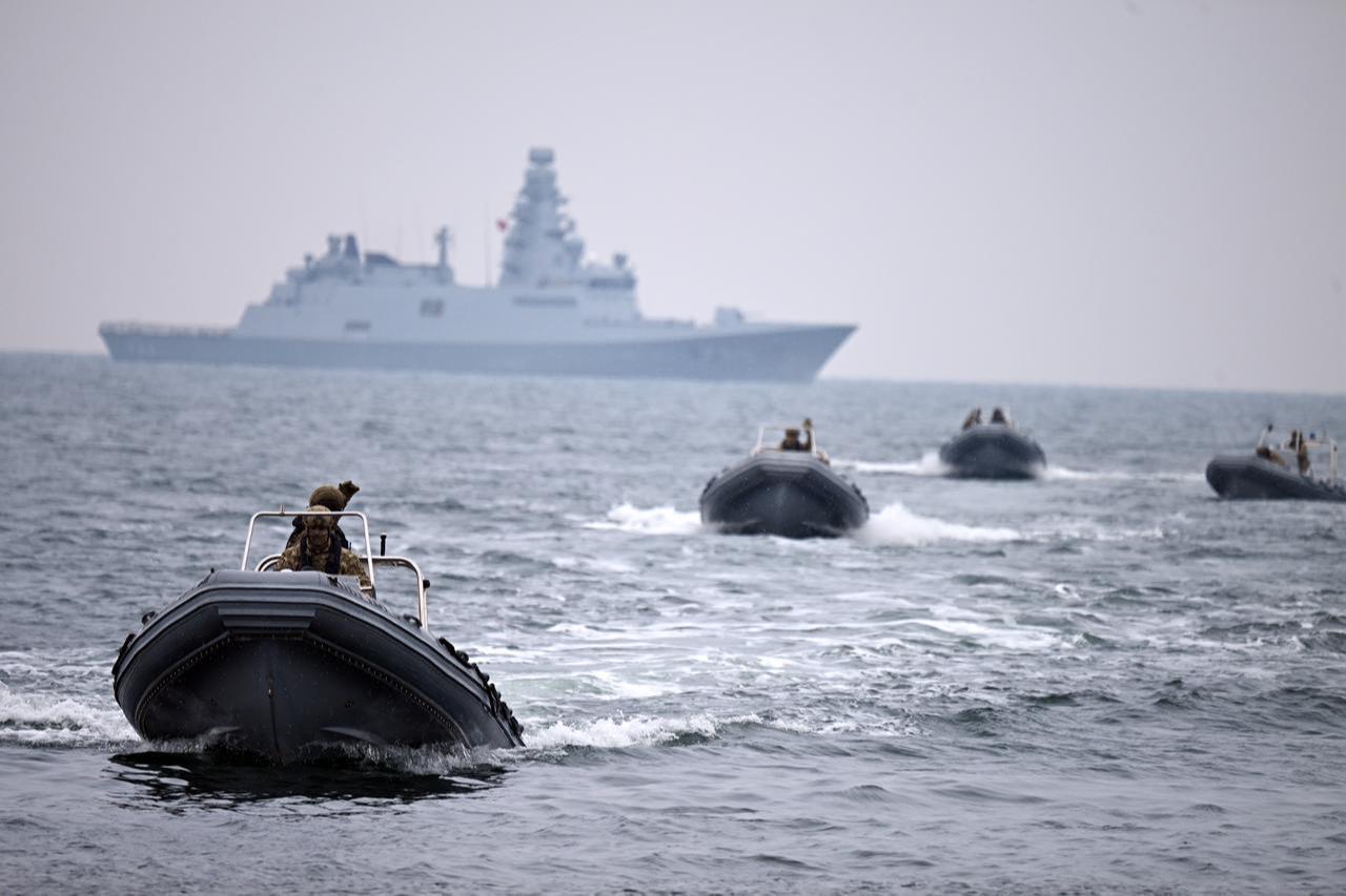 Turkish amphibious commandos on a boat during the NATO Steadfast Dart-2026 drill at the Baltic Sea in northern Germany, February 17, 2026. (AA Photo)