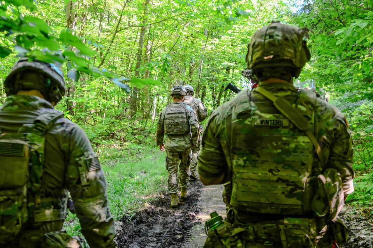 U.S. soldiers sharpen combat readiness through a series of squad and platoon live-fire exercises at Fort Drum, New York, June 13, 2026. (Photo via U.S. Army National Guard)